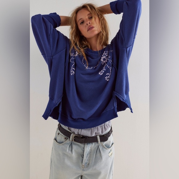 FREE PEOPLE Graphic Camden Pullover - Picture 3 of 9